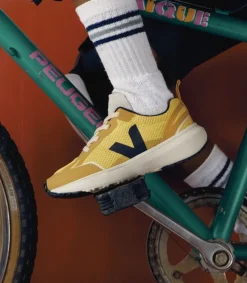 Kinder VEJA CANARY ALVEOMESH TONIC BLACK