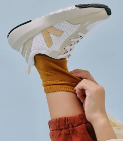 Kinder VEJA CANARY ELASTIC LACES ALVEOMESH WHITE PLATINE