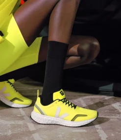 VEJA CONDOR MESH JAUNE FLUO WHITE