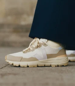 Damen VEJA DEKKAN ALVEOMESH NATURAL PARME