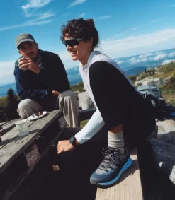 Damen VEJA FITZ ROY LIGHT TREK-SHELL BASALTE BLACK CELESTE