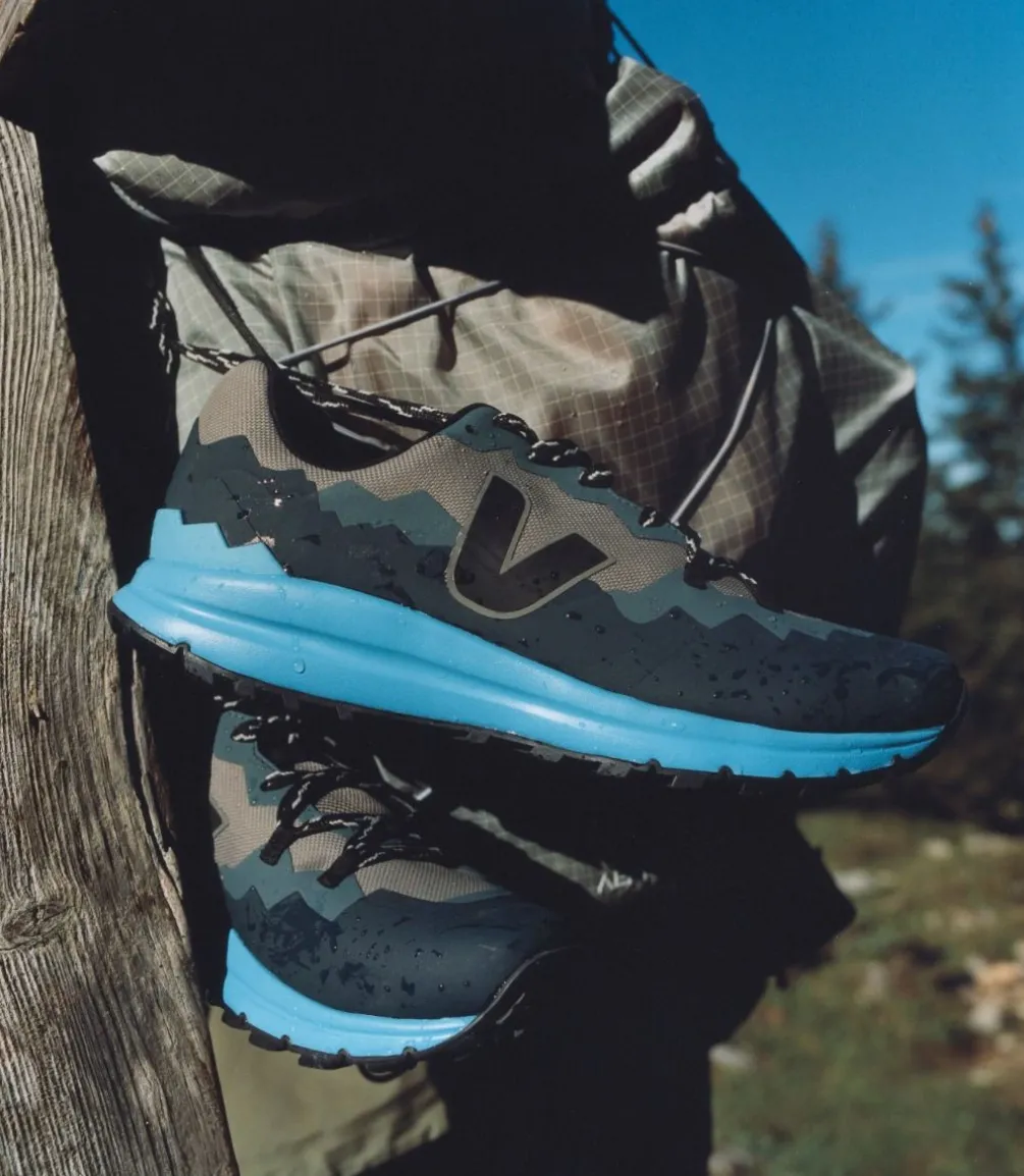 Damen VEJA FITZ ROY LIGHT TREK-SHELL BASALTE BLACK CELESTE