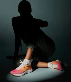 Damen VEJA IMPALA ENGINEERED-MESH OURO SARI PIERRE