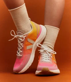 Damen VEJA IMPALA ENGINEERED-MESH OURO SARI PIERRE