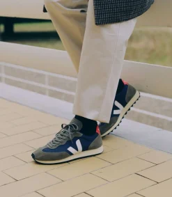 Damen VEJA RIO BRANCO ALVEOMESH NAUTICO WHITE ORANGE FLUO