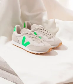 VEJA RIO BRANCO HEXAMESH GRAVEL ABSINTHE