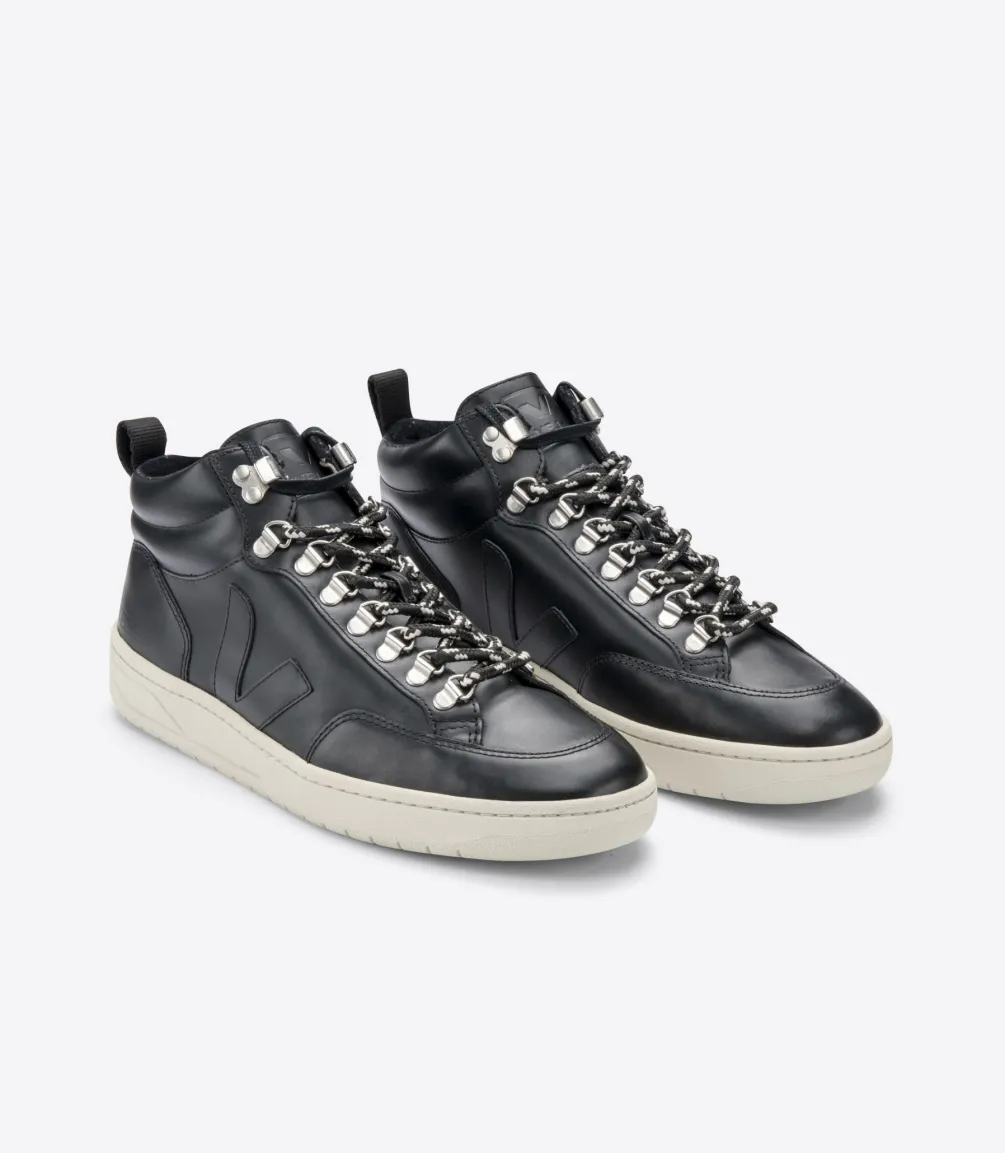 VEJA RORAIMA LEATHER BLACK PIERRE SOLE