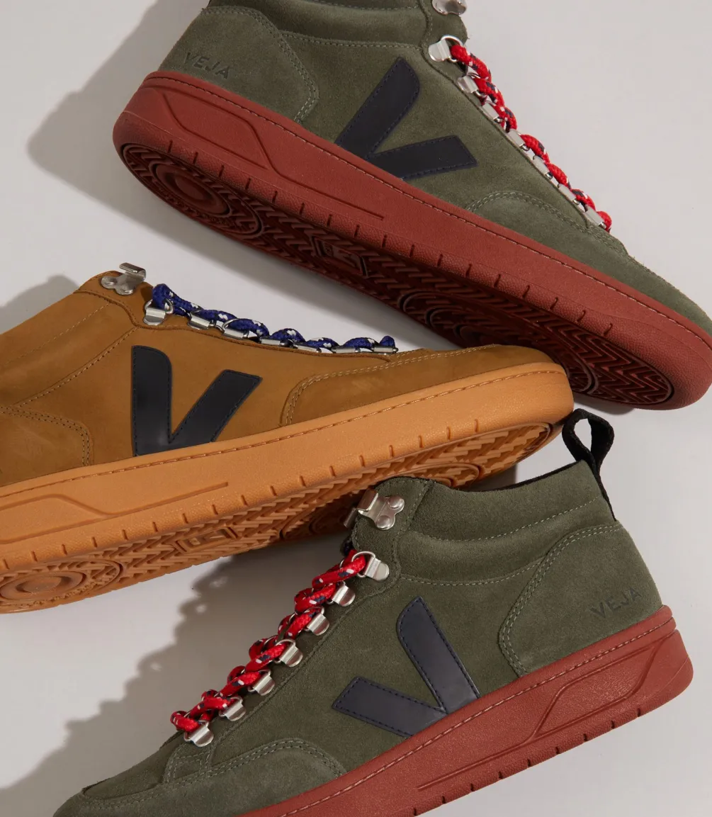 VEJA RORAIMA NUBUCK TENT BLACK