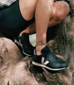 VEJA SDU RT B-MESH BLACK WHITE NATURAL