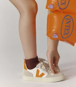 Kinder VEJA V-10 LACES LEATHER WHITE FURY ALMOND