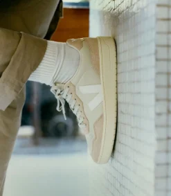 Damen VEJA V-90 LEATHER PIERRE WHITE