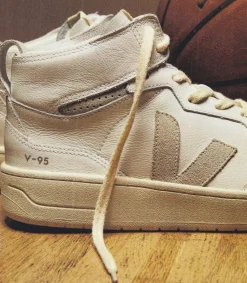 Damen VEJA V-95 LEATHER WHITE NATURAL