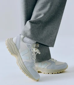 Damen VEJA VENTURI ALVEOMESH GRAVEL MENTHOL ICE