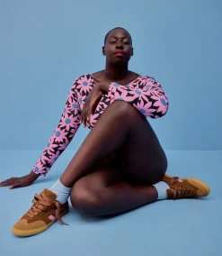 Damen VEJA VOLLEY SUEDE X MAKE MY LEMONADE COGNAC MARY